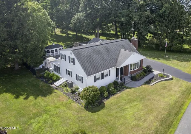 2nd image of 1178 Van Hoesen Rd, Castleton On Hudson, NY 12033 | MLS# 202621752