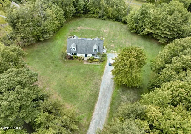 52nd image of 53 N Nassau Ln, Averill Park, NY 12018 | MLS# 202619965