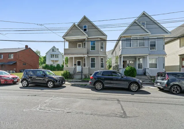 2nd image of 244 Park Pl, Schenectady, NY 12305 | MLS# 202619855