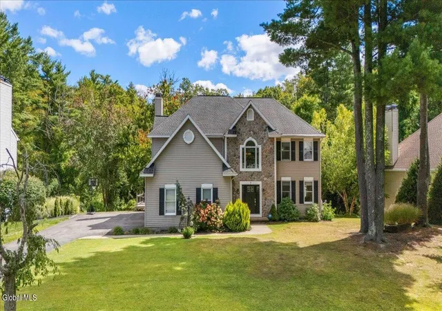 48th image of 7 Seneca Ct, Bethlehem, NY 12159 | MLS# 202620086
