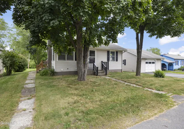 Homes for sale in Hudson, NY | 60 Milo St, Hudson, NY 12534 | MLS# 202619780