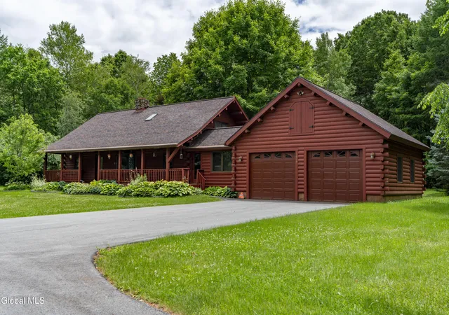 Homes for sale in Ballston Spa, NY | 1919 Amsterdam Rd, Ballston Spa, NY 12020 | MLS# 202619976