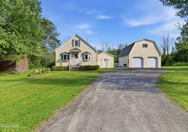 2nd image of 14083 Duanesburg Rd, Duanesburg, NY 12053 | MLS# 202619835