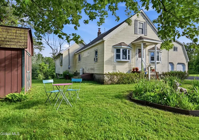 3rd image of 14083 Duanesburg Rd, Duanesburg, NY 12053 | MLS# 202619835