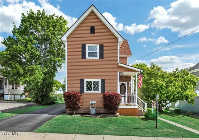 2nd image of 105 Mason St, Johnstown, NY 12095 | MLS# 202619837