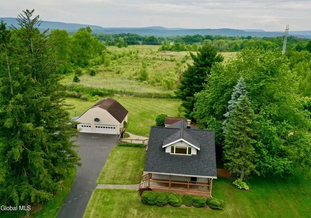 2nd image of 87 Lasher Rd, Bethlehem, NY 12158 | MLS# 202621058