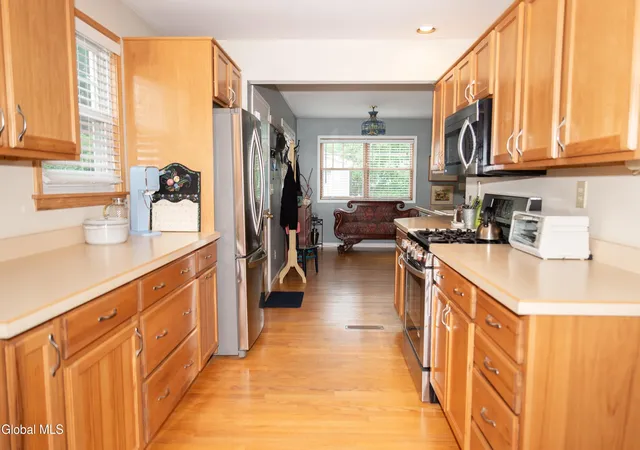 Homes for sale in Glenville, NY | 618 Orlinda Ave, Glenville, NY 12302 | MLS# 202619912
