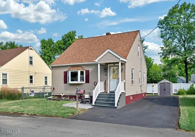Homes for sale in East Greenbush, NY | 8 Lakeview Ave, East Greenbush, NY 12144 | MLS# 202619950