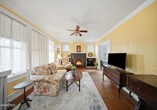 5th image of 45 Glenwood Rd, Menands, NY 12204 | MLS# 202620203