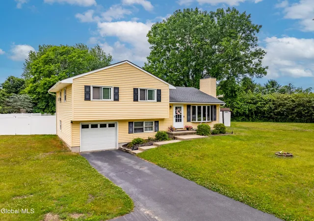 Homes for sale in Stockport, NY | 63 Rossman Cir, Stockport, NY 12534 | MLS# 202619910