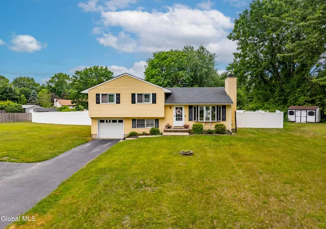 Homes for sale in Stockport, NY | 63 Rossman Cir, Stockport, NY 12534 | MLS# 202619910