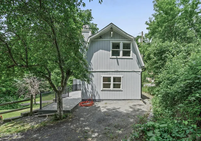 3rd image of 681 Delaware Ave, Albany, NY 12209 | MLS# 202619951