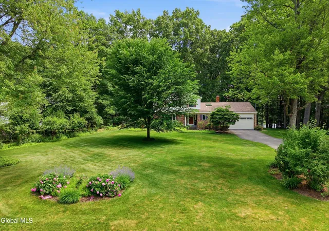 5th image of 29 Stony Brook Dr, Rexford, NY 12148 | MLS# 202619968