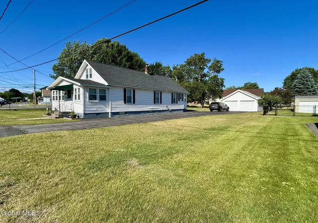 2nd image of 3202 Delmar Ave, Rotterdam, NY 12306 | MLS# 202620338