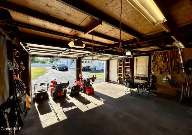 31st image of 3202 Delmar Ave, Rotterdam, NY 12306 | MLS# 202620338