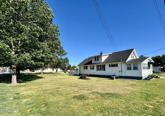 5th image of 3202 Delmar Ave, Rotterdam, NY 12306 | MLS# 202620338