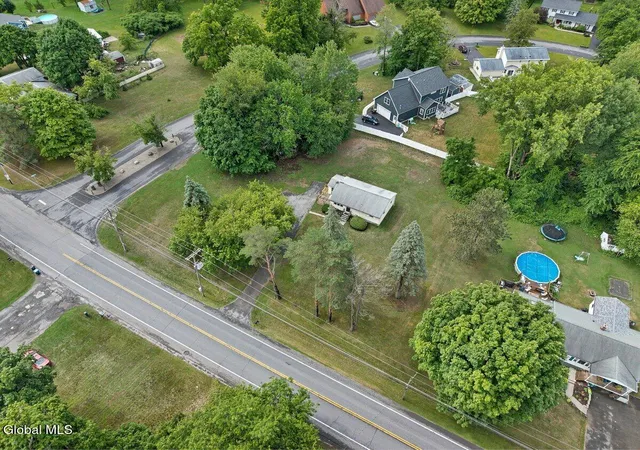 4th image of 126 Guideboard Rd, Halfmoon, NY 12188 | MLS# 202620404