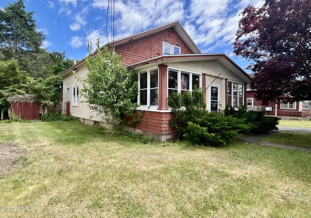 Homes for sale in Rotterdam, NY | 1828 Helderberg Ave, Rotterdam, NY 12306 | MLS# 202620100