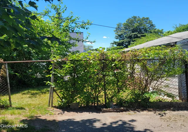 5th image of 121 14 Merrill St, Jamaica, NY 11434 | MLS# 202620145