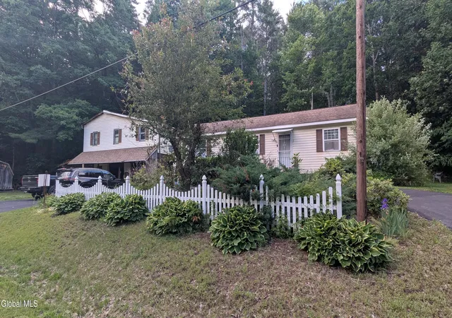 Homes for sale in Johnstown, NY | 4324 State Hwy 29, Johnstown, NY 12095 | MLS# 202620210