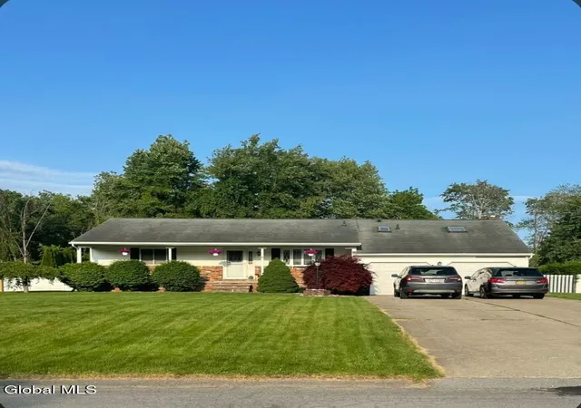 1st image of 1016 Gates Dr, Rotterdam, NY 12306 | MLS# 202620216