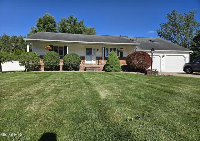 2nd image of 1016 Gates Dr, Rotterdam, NY 12306 | MLS# 202620216