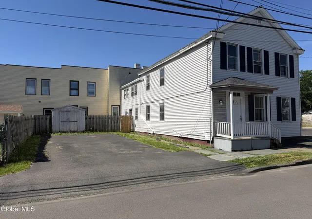 22nd image of 418 14th St, Watervliet, NY 12189 | MLS# 202620147