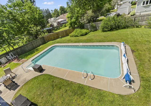 5th image of 22 Altamont Ave, Colonie, NY 12205 | MLS# 202620214