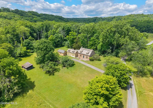 2nd image of 100 Truax Ln, Guilderland, NY 12084 | MLS# 202620905