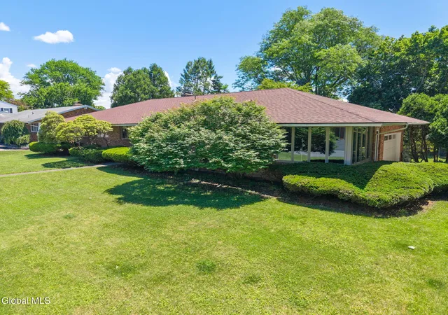 2nd image of 101 Fairlawn Ave, Albany, NY 12203 | MLS# 202620439