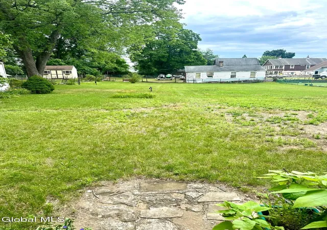 5th image of 15 Van Zandt St, Schenectady, NY 12304 | MLS# 202621187