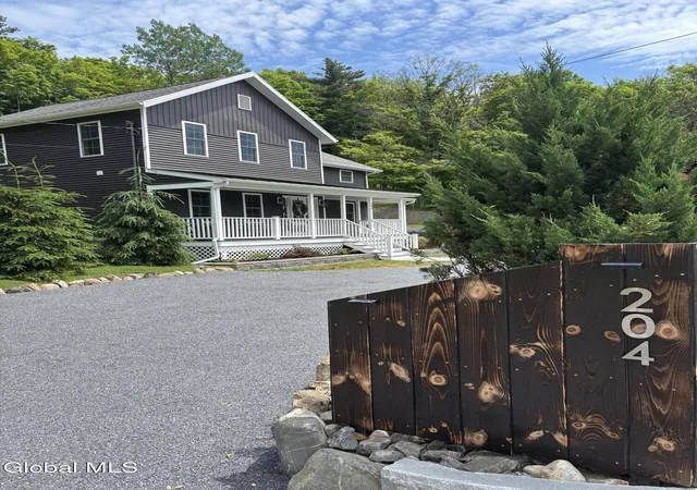 Photo 3 of Single family home for sale at 204 Luther Rd, East Greenbush, NY 12061 | MLS# 202620543 | Listing updated on 2026-08-27