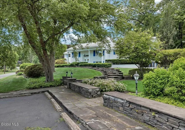 Photo 3 of Single family home for sale at 19 Momrow Ct, Albany, NY 12204 | MLS# 202621639 | Listing updated on 2026-09-09