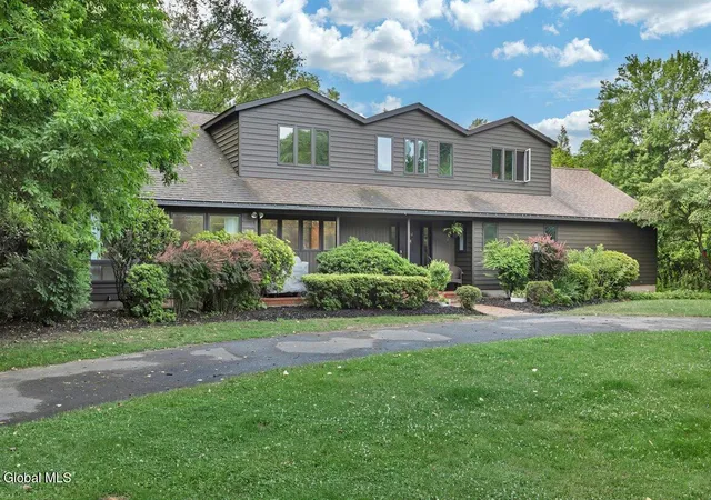 4th image of 758 Feura Bush Rd, Bethlehem, NY 12054 | MLS# 202620221