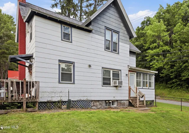 Homes for sale in Fonda, NY | 101 Knowlton Rd, Fonda, NY 12068 | MLS# 202620223