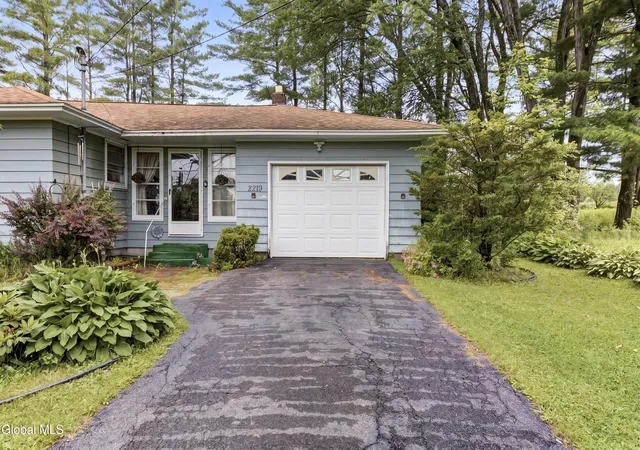 Homes for sale in Broadalbin, NY | 2219 County Hwy 107, Broadalbin, NY 12010 | MLS# 202620459