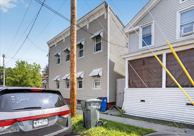 28th image of 24 Chestnut St, Cohoes, NY 12047 | MLS# 202620749