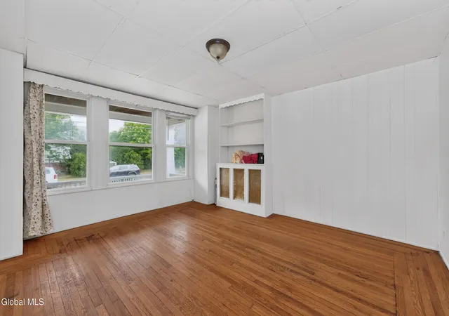 Photo 3 of Sale Pending at 610-612 Morris St, Albany, NY 12208 | MLS# 202620286 | Listing updated on 2026-08-20
