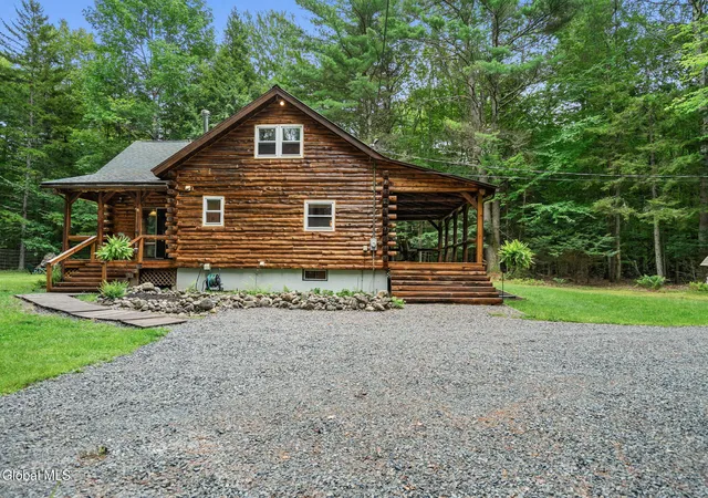 Photo 4 of Sale Pending at 394 Snow Rd, Day, NY 12835 | MLS# 202624943 | Listing updated on 2026-09-09