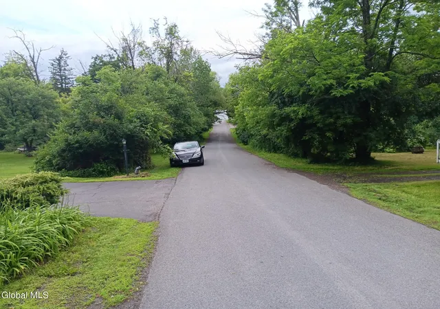 5th image of 352 Hillside Rd, Pattersonville, NY 12137 | MLS# 202620315