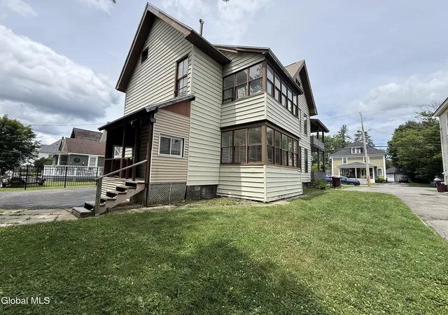 Listing Photo 3 - Condo for sale in building located at 22 E 8th Ave, Gloversville, NY 12078