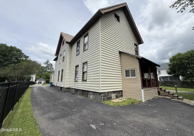 Listing Photo 5 - Condo for sale in building located at 22 E 8th Ave, Gloversville, NY 12078