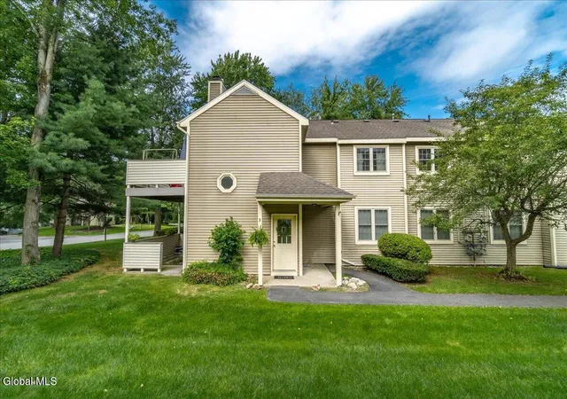 3rd image of 218 Monmouth Wy, Halfmoon, NY 12065 | MLS# 202620381
