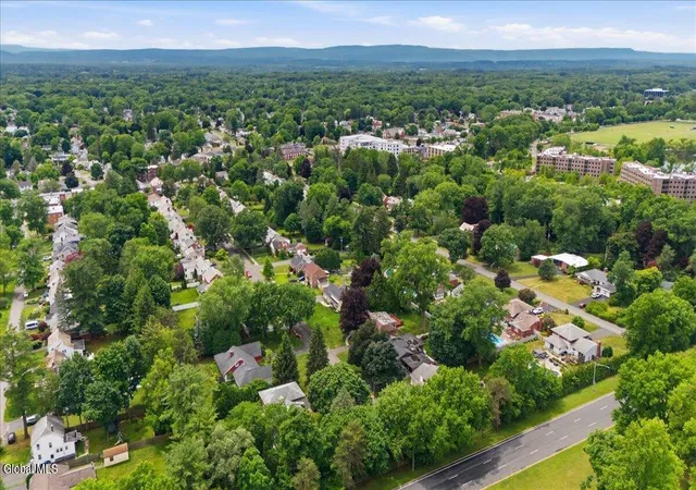 46th image of 36 Clarendon Rd, Albany, NY 12203 | MLS# 202620547