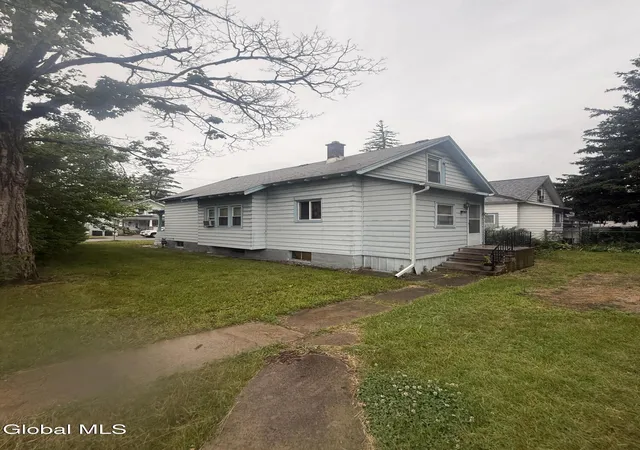 3rd image of 1741 Avenue H, Schenectady, NY 12304 | MLS# 202620332