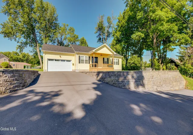 Photo 3 of Sale Pending at 140 Maple Ave, Canajoharie, NY 13317 | MLS# 202620719 | Listing updated on 2026-08-11