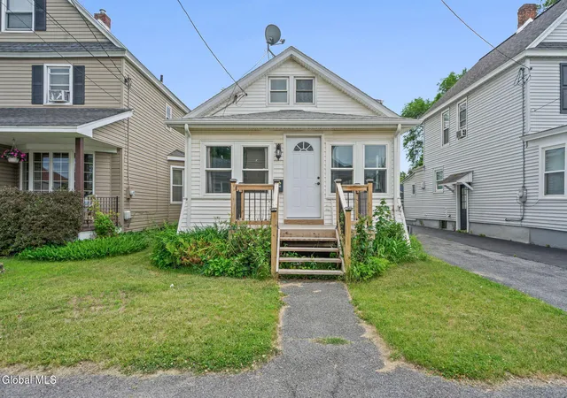 1st image of 2726 Denver Ave, Rotterdam, NY 12306 | MLS# 202620493