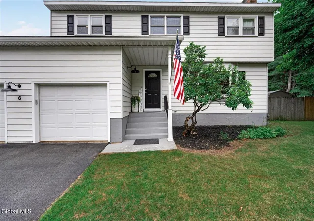 2nd image of 6 Bunker Hill Dr, Saratoga Springs, NY 12866 | MLS# 202621117