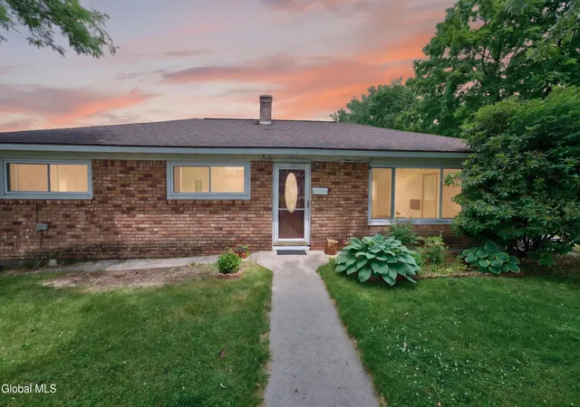 Photo 1 of Single family home for sale at 37 Marwill St, Albany, NY 12209 | MLS# 202620423 | Listing updated on 2026-08-31