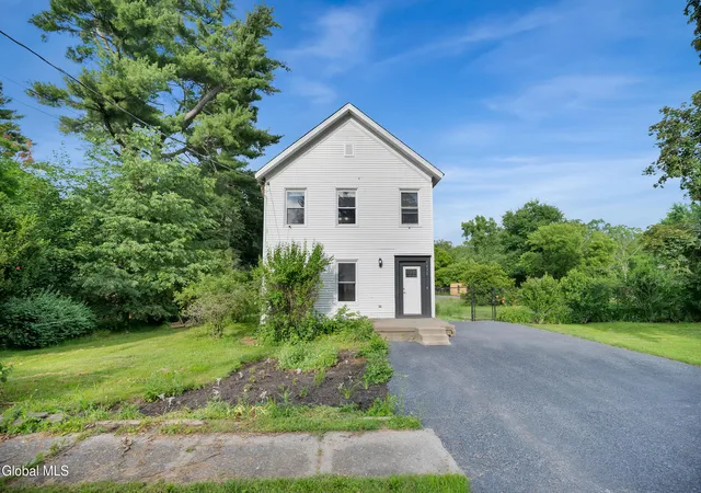 Homes for sale in Fort Edward, NY | 1232 Fort Miller Rd, Fort Edward, NY 12828 | MLS# 202620607